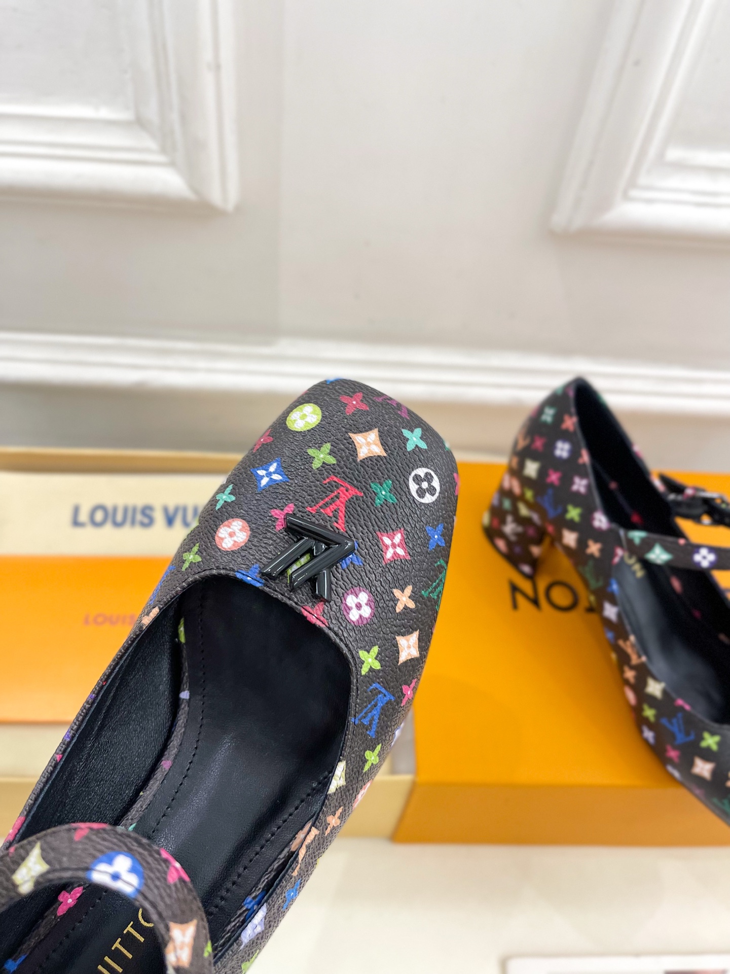 Women's high heels